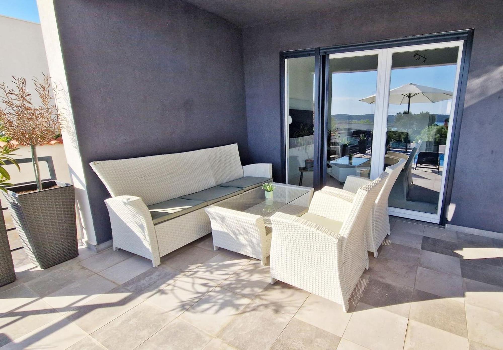 Villa Pura Vida With Sea View Pula